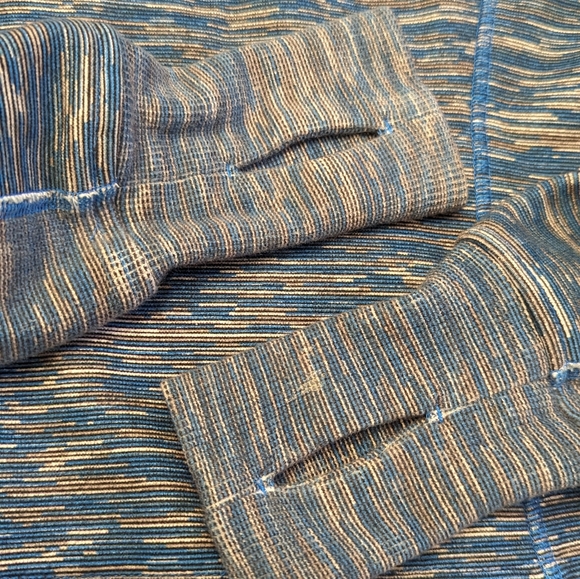 EUC Lululemon Scuba Hoodie *Stretch [4] - Picture 12 of 12